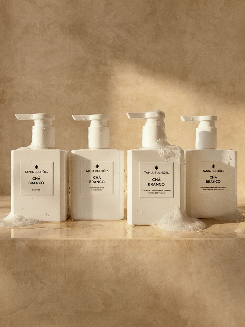 sabonete-liquido-para-maos-e-corpo-cha-branco-amenities-470ml
